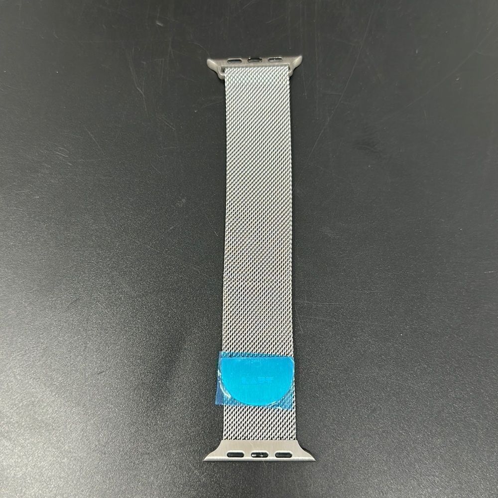 Laut Steel Loop Watch Strap for Apple Watch Series 1-8 & SE & ULTRA and Ultra 2